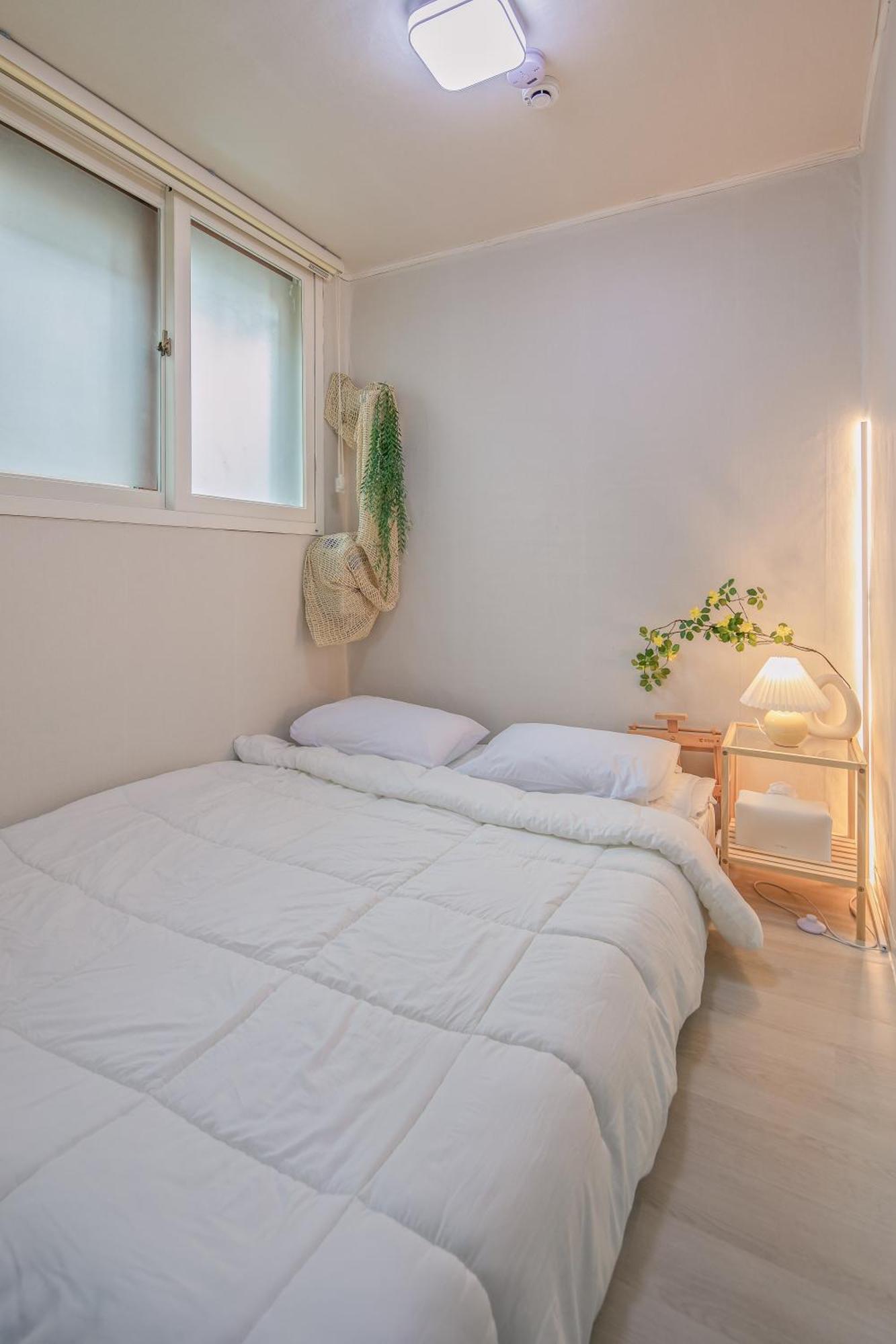 Ivy House Hapjeong Apartment *