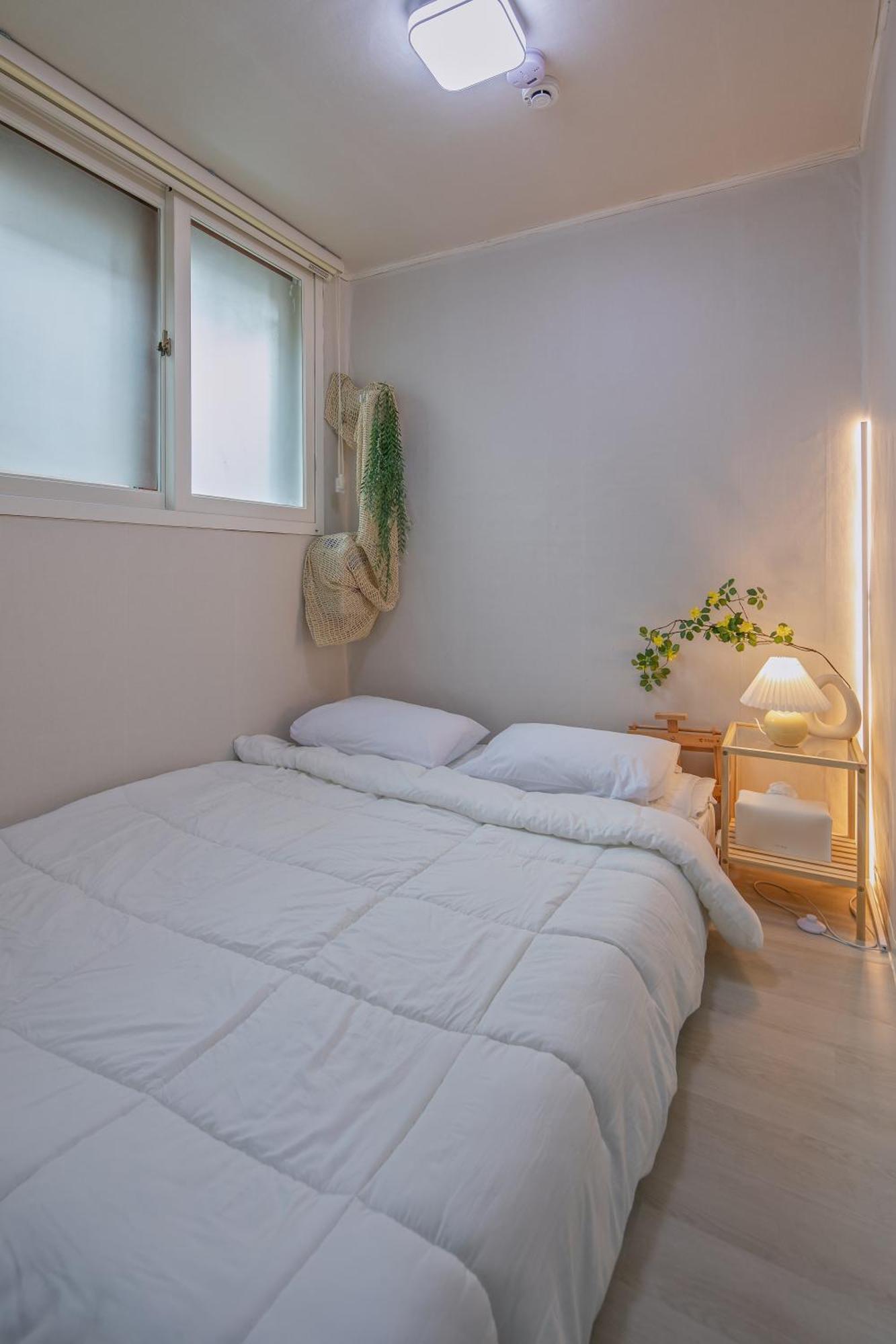 Apartment Ivy House Hapjeong *
